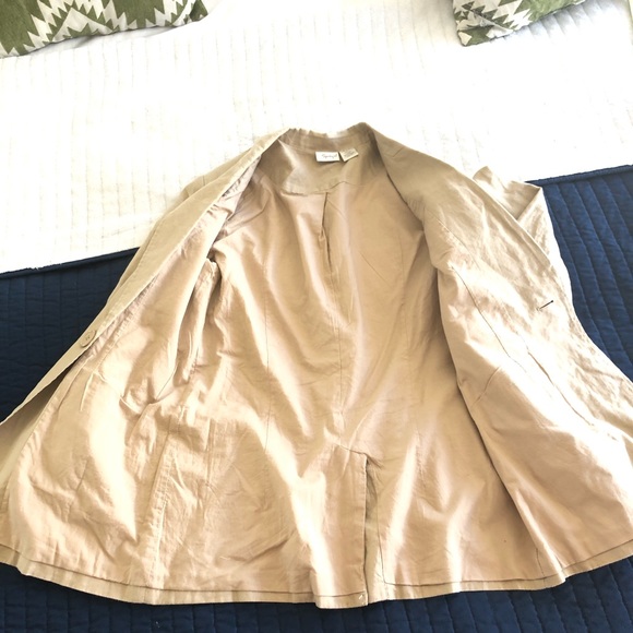 100% Linen Blazer - Picture 3 of 8
